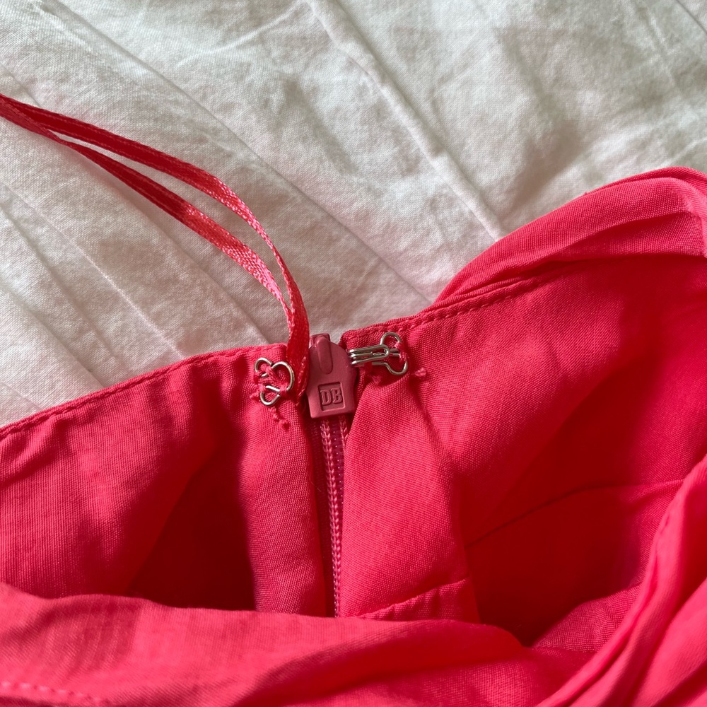 DO + BE pink one shoulder dress - Picture 5 of 9